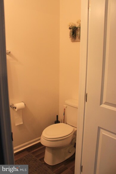 146 Singleton Way, Martinsburg, WV 25403 - photo 7