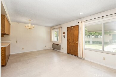 9908 3/4 Cedar St, Bellflower, CA 90706 - photo 4