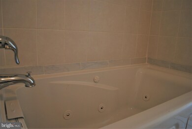 1023 Cypresstree Dr, Capitol Heights, MD 20743 - photo 6