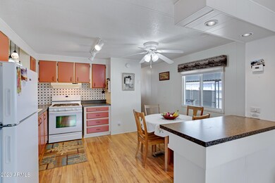 351 N Meridian Dr #28-11