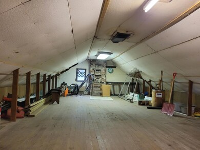 bedroom loft
