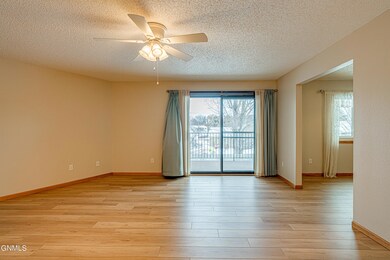 2636GatewayAveu205_00019