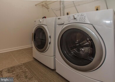 105 Timberbrook Ln unit 104, Gaithersburg, MD 20878 - photo 7