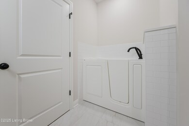 1110 N Main St, Elizabethtown, KY 42701 - photo 3