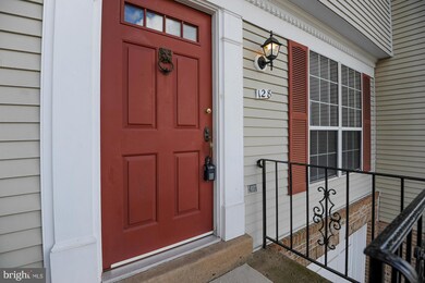 128 Sulgrave Ct, Sterling, VA 20165 - photo 4