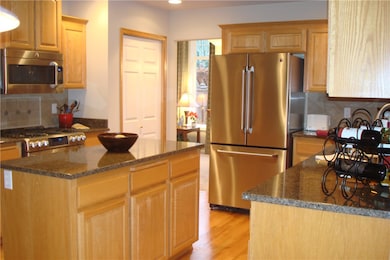 421 172nd Place SE, Bothell, WA 98012 - photo 2