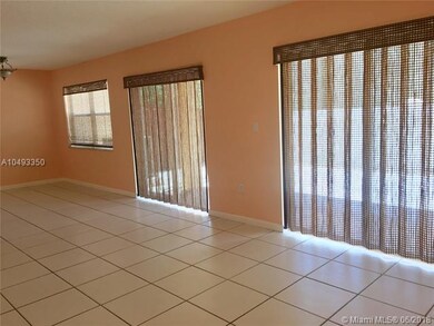 13955 N Forest Oak Cir, Davie, FL 33325 - photo 6