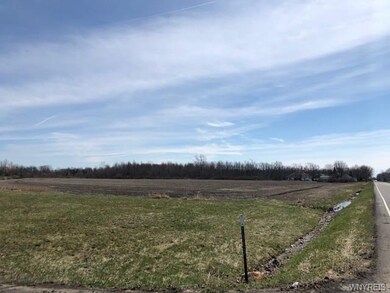 8 Witmer Rd, North Tonawanda, NY 14120 - photo 2