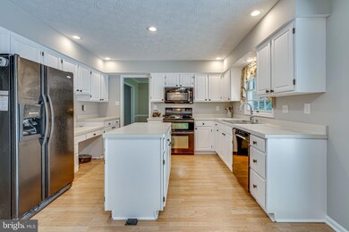 13508 Steeplechase Dr, Bowie, MD 20715 - photo 7