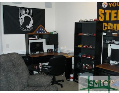 Studio/Study/Office.