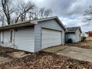 8932 N 1050 E, Walkerton, IN 46574 - photo 4