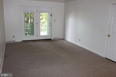 534 Warm Spring Rd unit 11, Chambersburg, PA 17202 - photo 6