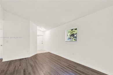 3385 NE 10th St unit 201, Homestead, FL 33033 - photo 6