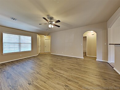 unlisted-address, Broken Arrow, OK 74011 - photo 6