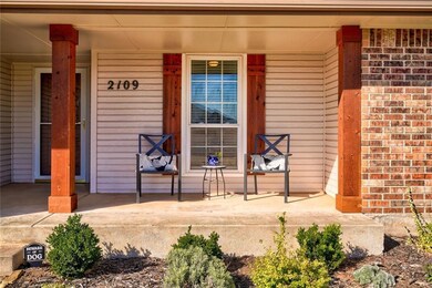 2109 NE 13th St, Moore, OK 73160 - photo 2