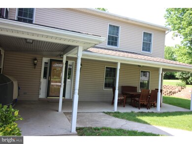 1372 Hendricks Rd, Pennsburg, PA 18073 - photo 5