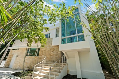 5625 N Bay Rd, Miami Beach, FL 33140 - photo 2