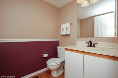 921 Prairie Dr, Algonquin, IL 60102 - photo 2