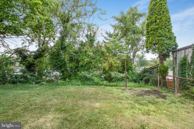 2418 Brunswick Rd, Halethorpe, MD 21227 - photo 2