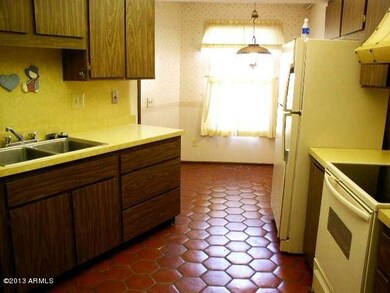 17435 N 105th Ave, Sun City, AZ 85373 - photo 7