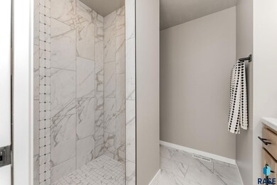 430 N Summit Ave, Tea, SD 57064 - photo 5