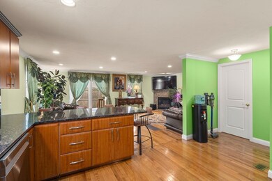 215 Saint Mary St unit 3, Needham Heights, MA 02494 - photo 7