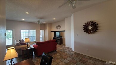 314 Diana Dr, Alamo, TX 78516 - photo 5