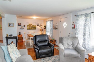 15 Leeder St, West Warwick, RI 02893 - photo 7