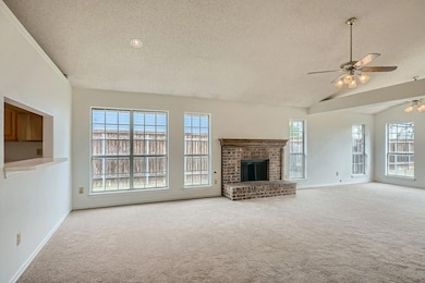 352 Parkview Dr, Hurst, TX 76053 - photo 5