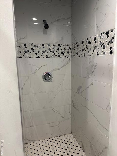 7536 Dunedin Unit E St, Detroit, MI 48206 - photo 7