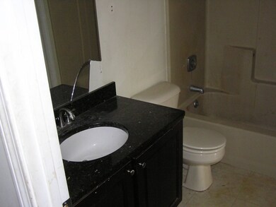 Emerson Mills unit 303, Pembroke, NH 03275 - photo 5