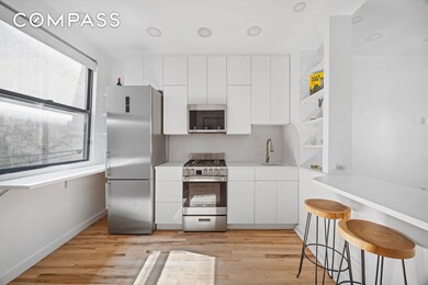 13 Downing St unit 9, New York, NY 10014 - photo 4