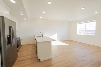 253 W 690 N, Smithfield, UT 84335 - photo 6