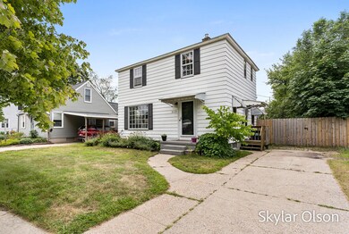 2113NormanAve-2LoRes