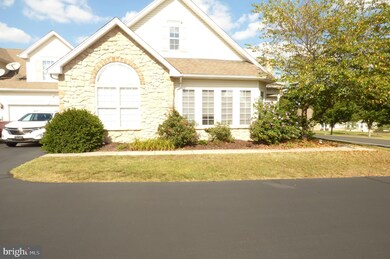 2028 Rose Dr, Pennsburg, PA 18073 - photo 2