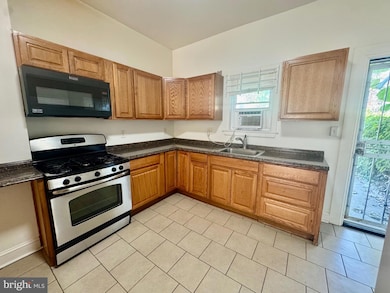 1808 N Washington St, Baltimore, MD 21213 - photo 3