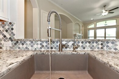 1318 Windy Thicket Ln, Katy, TX 77494 - photo 6