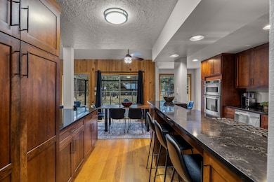 69388 Tollgate Rd, Sisters, OR 97759 - photo 2