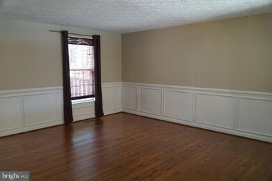 13918 Winding Ridge Ln, Centreville, VA 20121 - photo 4