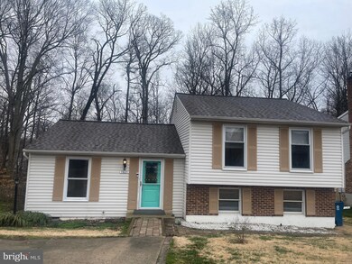 7621 Fallswood Way, Lorton, VA 22079 - photo 3