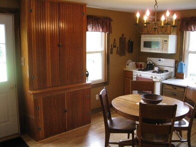 18284 Backbone Rd W, Princeton, IL 61356 - photo 5