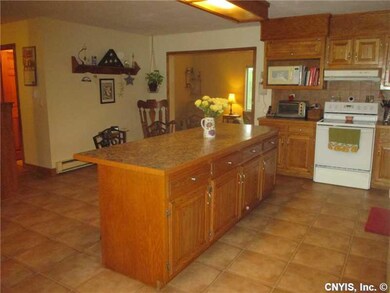 Kitchen. Center Island Breakfast Bar...and the app