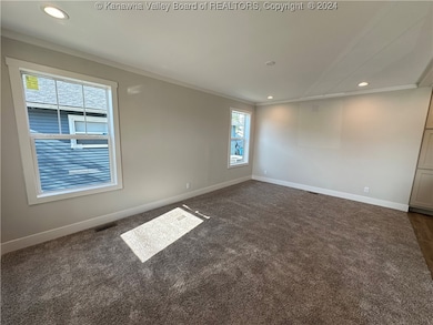 2324 Lincoln Ave, Point Pleasant, WV 25550 - photo 5