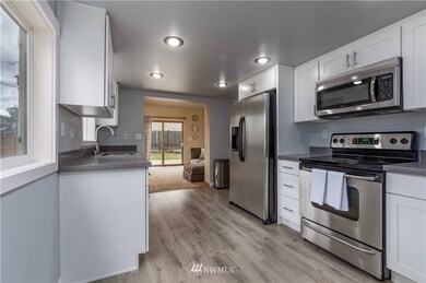 3303 Greenwood Ave W, University Place, WA 98466 - photo 7