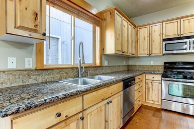 20301 Knightsbridge Place, Bend, OR 97702 - photo 6