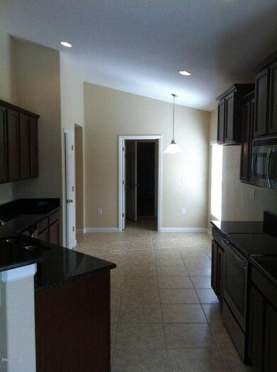 Kitchen to Nook