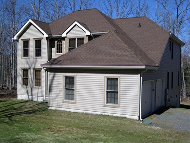 123 Pear Ln, Milford, PA 18337 - photo 3