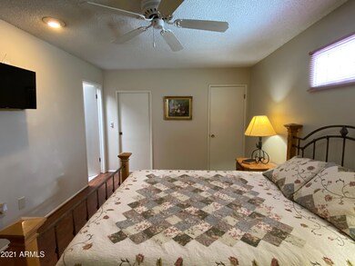 11150 W Emerald Dr, Sun City, AZ 85351 - photo 5