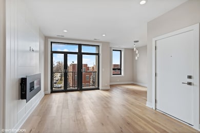 3332 W Irving Park Rd unit 2, Chicago, IL 60618 - photo 4