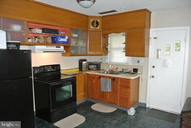 4541 Lanark Rd, Center Valley, PA 18034 - photo 6